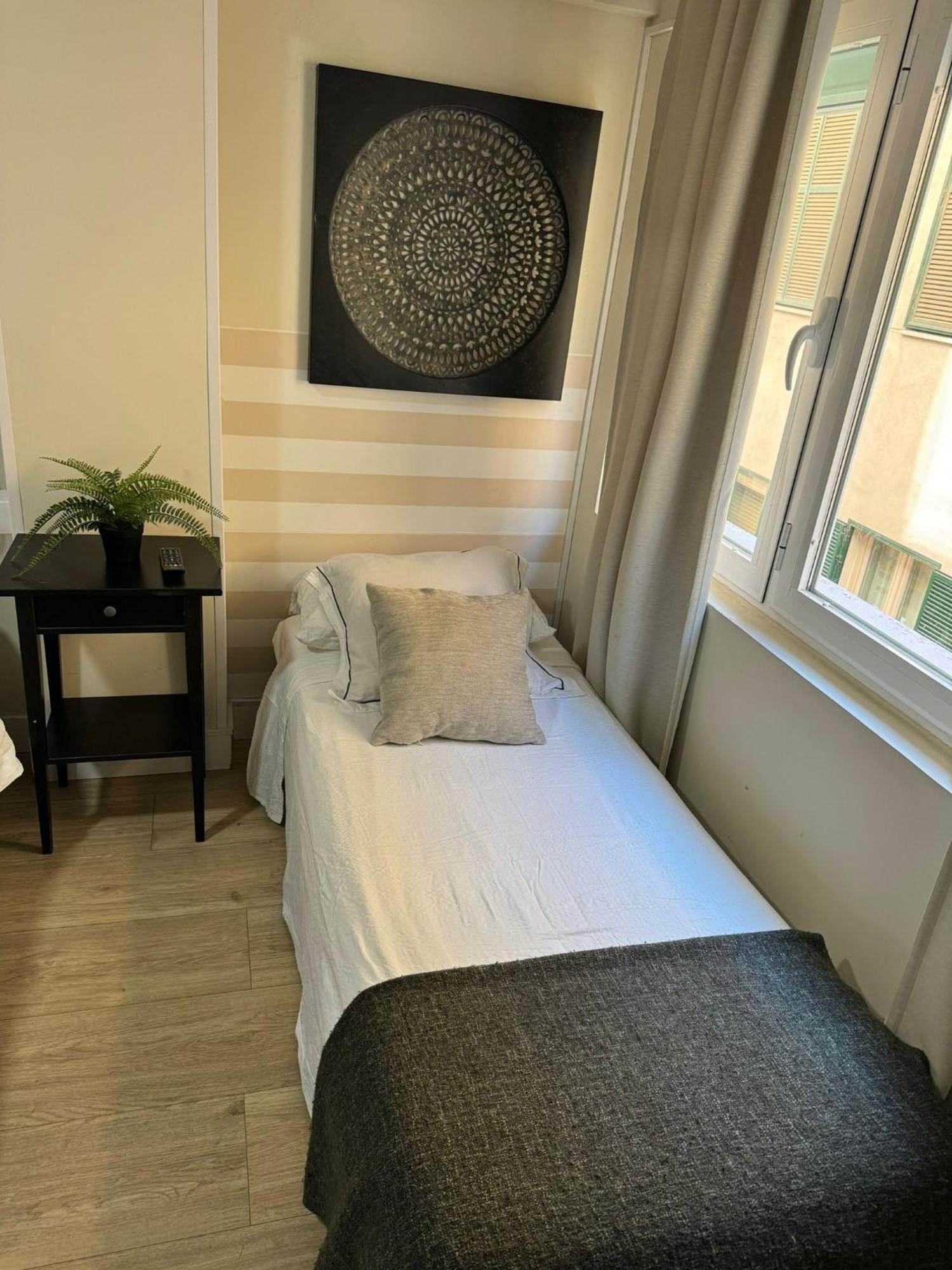 Picasso Premium Apartment Малага Екстериор снимка