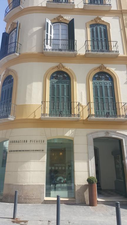 Picasso Premium Apartment Малага Екстериор снимка
