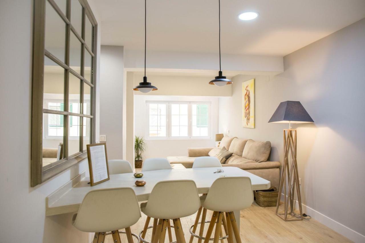 Picasso Premium Apartment Малага Екстериор снимка