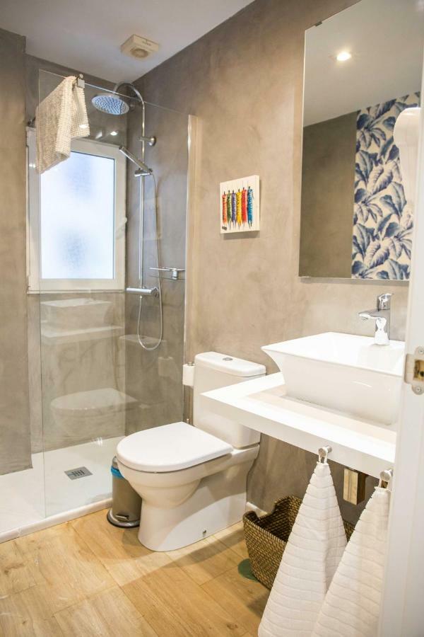 Picasso Premium Apartment Малага Екстериор снимка
